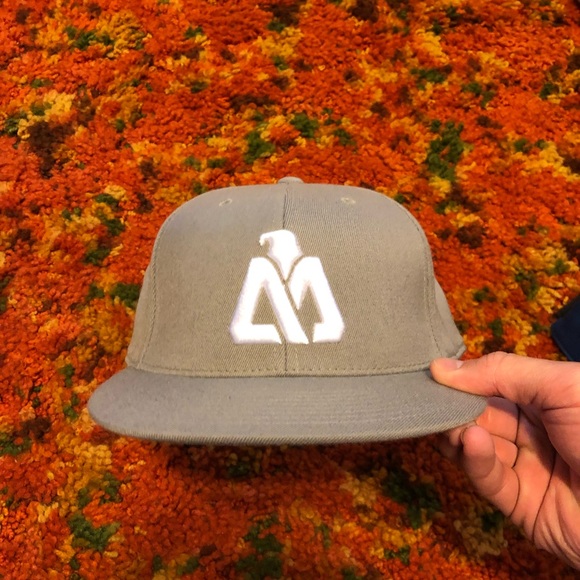Matix Hat - Picture 1 of 1